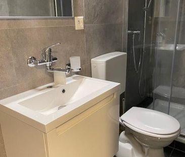 2.5 Zimmer, 1. Stock - Photo 2