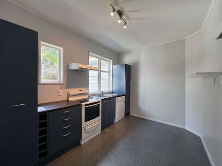 Mount Cook 2 Bedrooms - Photo 2