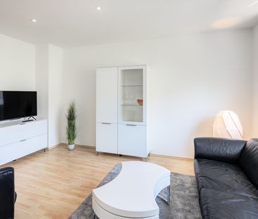 Modern 2-room apartment, near U6 Alte Heide - Photo 2