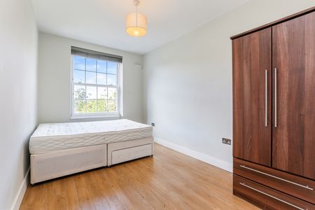 4 Bed Flat, Sandon House, SW2 - Photo 5