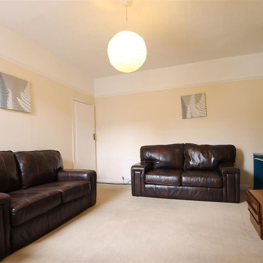 Kelvin Grove, Sandyford - Photo 1