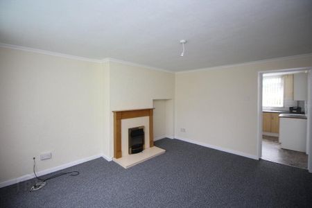 205 Castlemara Drive, Carrickfergus, BT38 7RJ - Photo 4