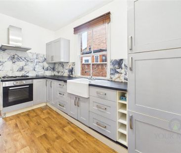 3 bedroom terraced house to rent - Photo 6