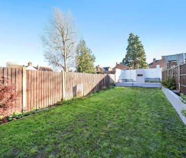 3 bedroom semi-detached house to rent - Photo 2