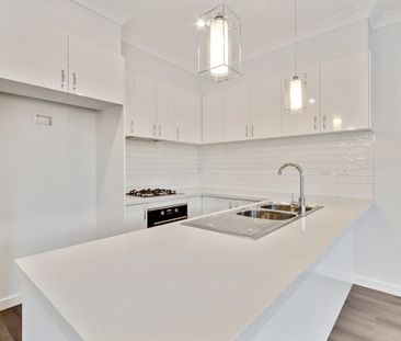 ONE IN A MILLION - Photo 6