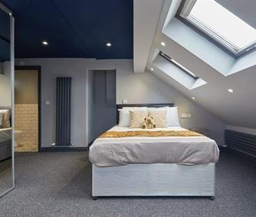 4 bedroom terraced house to rent - Photo 5