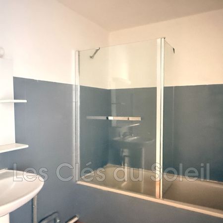 Location Appartement 1 pièce 36m² LA VALETTE DU VAR 83160 - Photo 3