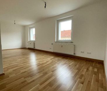 Wohnen zum kleinen Preis! Perfekte Wohnung für junge Familien und P... - Photo 1