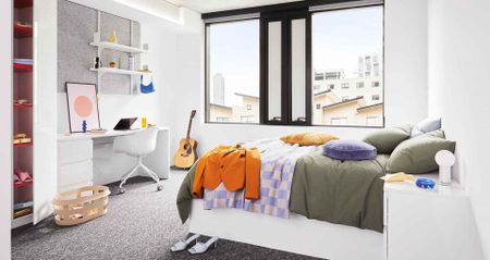 8 Bedroom Ensuite, Double Bed - Photo 5