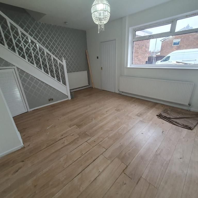 3 bedroom semi-detached house to rent - Photo 1