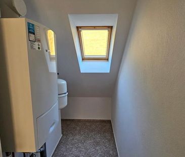 2 Zimmer Dachgeschosswohnung in Kalletal Kalldorf, 2ZKDB, Balkon - Foto 1