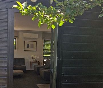 CAMBRIDGE UNIT - ALL EXPENSES INCLUDED IN RENT - Photo 2