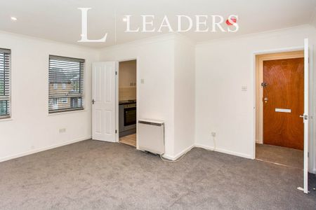 studio to rent Diligence Close, Bursledon, Southampton, SO31 - Photo 2