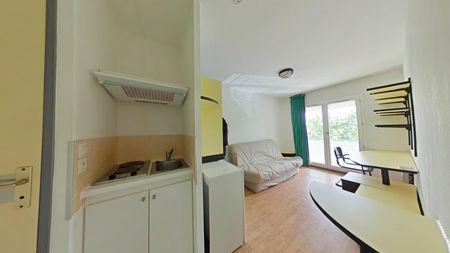 Location Appartement 1 pièce Meublé 13m² POITIERS 86000 - Photo 2