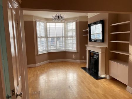 3 Bed Terraced House, Shakespeare St, BN3 - Photo 2