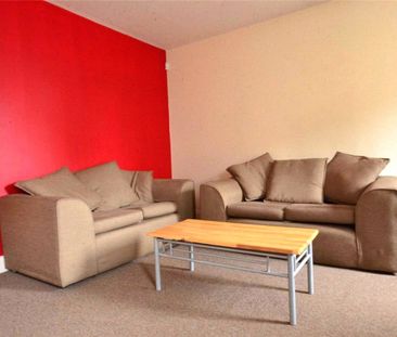 Plymouth Point, 1-3 Birch Lane, Longsight, Greater Manchester, M13 0NW - Photo 4