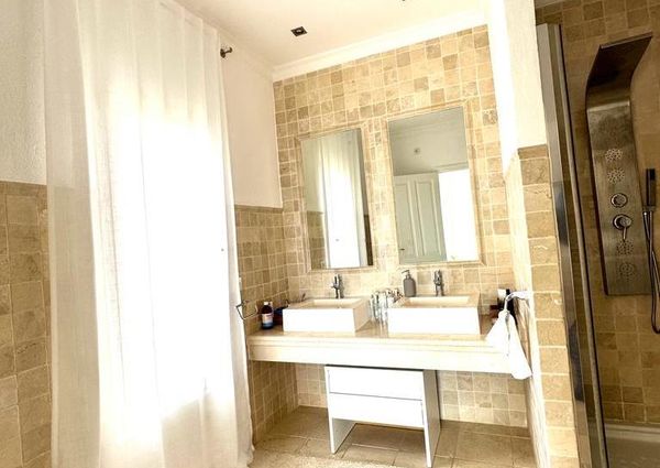 Villa for rent with 4 bedrooms and 3 bathrooms with stunning views