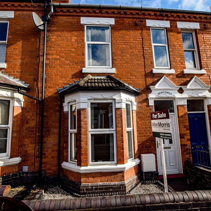 3 bedroom terraced house to rent - Photo 1