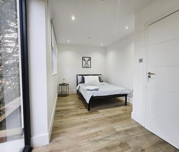 3 bedroom apartment to rent - Photo 3