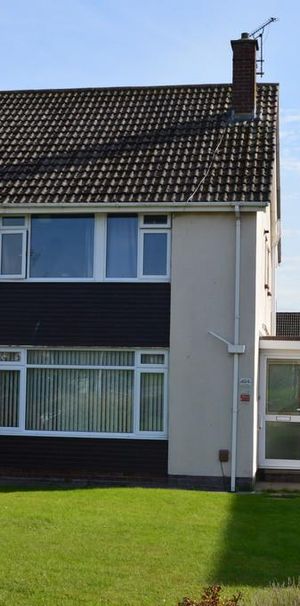 3 bedroom semi-detached house to rent - Photo 1