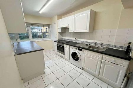 Bournemouth, BH2 - Photo 4