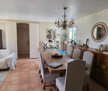 Location Maison 5 pièces 137m² SEILLANS 83440 - Photo 1
