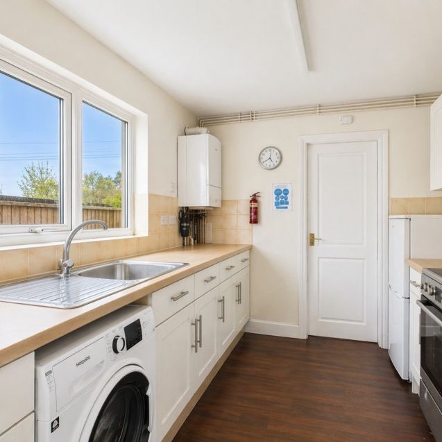 Room 2, 23 Marle Hill Road, Cheltenham - Photo 1