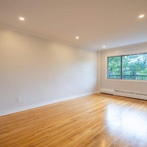 🏡 1 chambre lumineuse |1 400 $/mois | $1246/mois - Photo 2