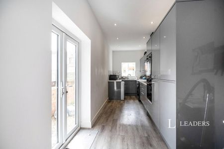 7 bedroom house share to rent - Photo 3