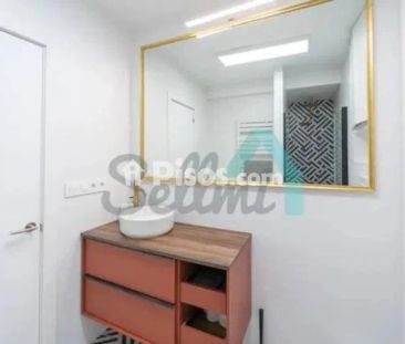 Piso en alquiler en Centro - Photo 3