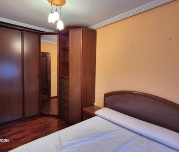 Piso de alquiler en Centro - Photo 4