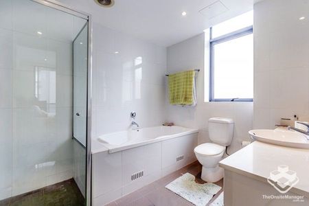 East North and west facing with park view - Photo 4