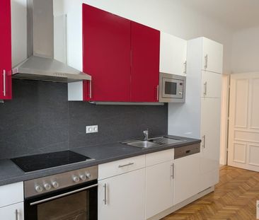 Perfekte Familienwohnung – Vollklimatisierte, großzügige Altbauwohn... - Photo 2