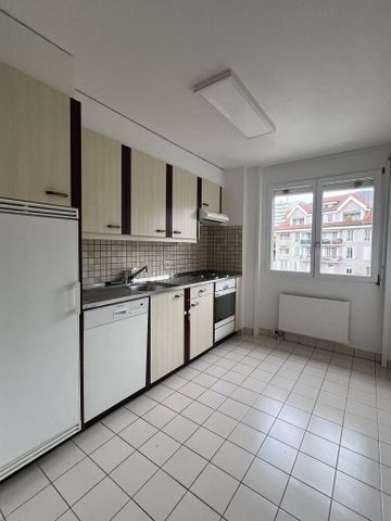 Sympathetic and spacious 4 rooms of 108 m2 near the lake - Photo 4