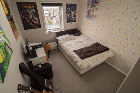 Westfield Court, Westfield Road, Hyde Park, LS3 1DL, Leeds - Photo 4