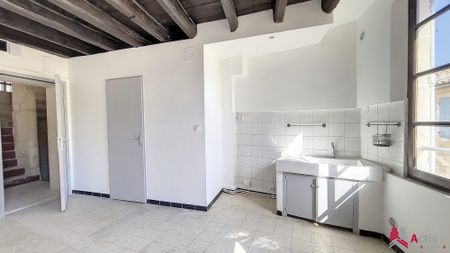 Location Appartement 2 pièces 41m² ARLES 13200 - Photo 2