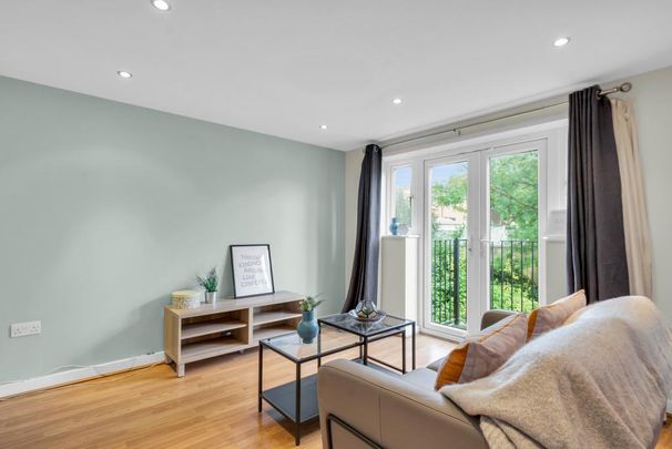 1 bedroom flat to rent - Photo 1