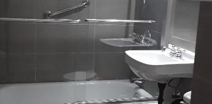 1 pièce et demie à louer - Photo 2