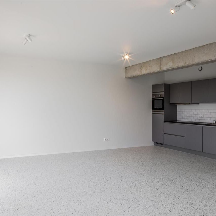 Appartement - Te huur - Photo 1
