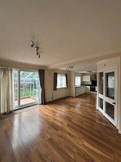 Brimstage Close - Photo 1