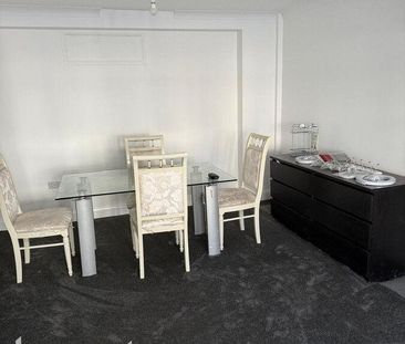 4 bedroom terraced house to rent - Photo 2