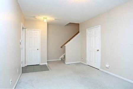 For Lease - 10 Cox Boulevard Unit# 26, Markham, Ontario - Photo 3