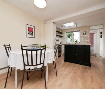 Albert Terrace - Photo 1