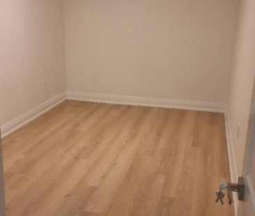 For Lease - BSMT - 123 Enchanted Hills Crescent, Toronto, Ontario - Photo 3