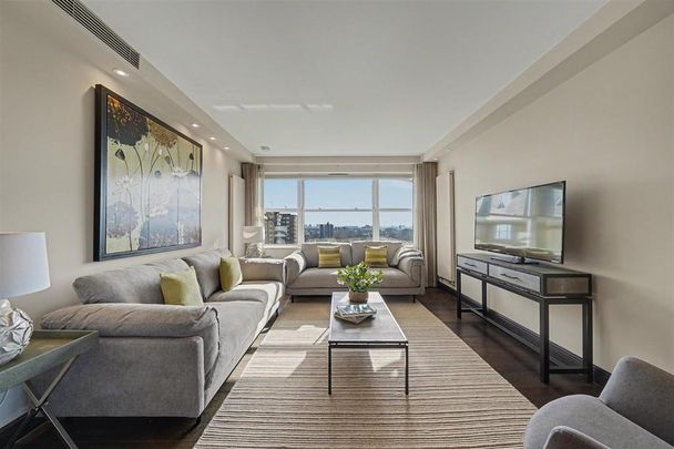 3 bedroom penthouse to rent - Photo 1