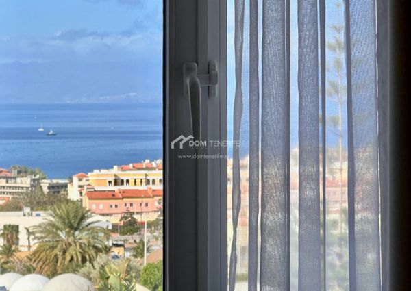 Chalet adosado · Alquiler a largo plazo ·