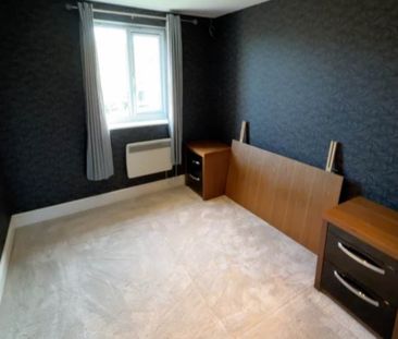Swinnow Close, Bramley, Leeds - Photo 3