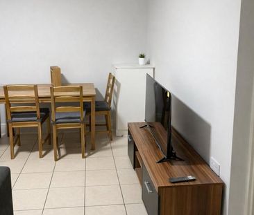 4 bedroom terraced house to rent - Photo 2