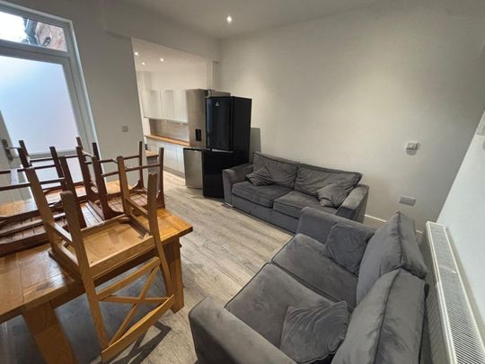 98 Leopold Street - Brand New 5 BedLoughborough - Photo 1