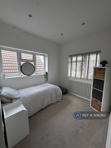 2 bedroom maisonette to rent - Photo 4